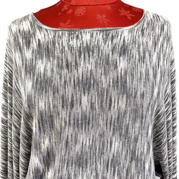 Chicos Sweater 1/M/8 Silky Gray Silver Metallic Kimono Dolman Sleeve Draped Chic - Picture 4 of 9